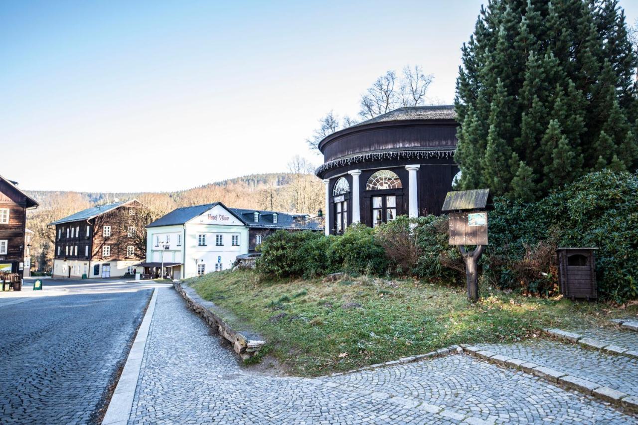 Hotel Dzban Karlova Studánka Exterior foto